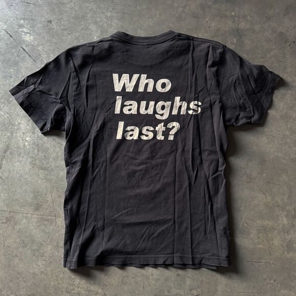 Who Laughs Last? Barbara Krueger Rage Against The Machine Uniqlo T-Shirt Medium - Picture 7 of 8